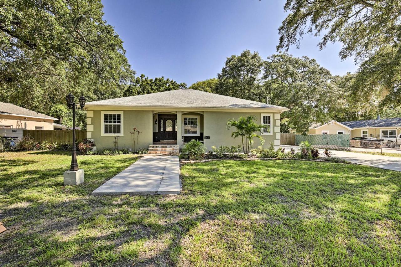 Tampa Oasis With Pool About 7 Mi To Busch Gardens! Villa Exteriör bild