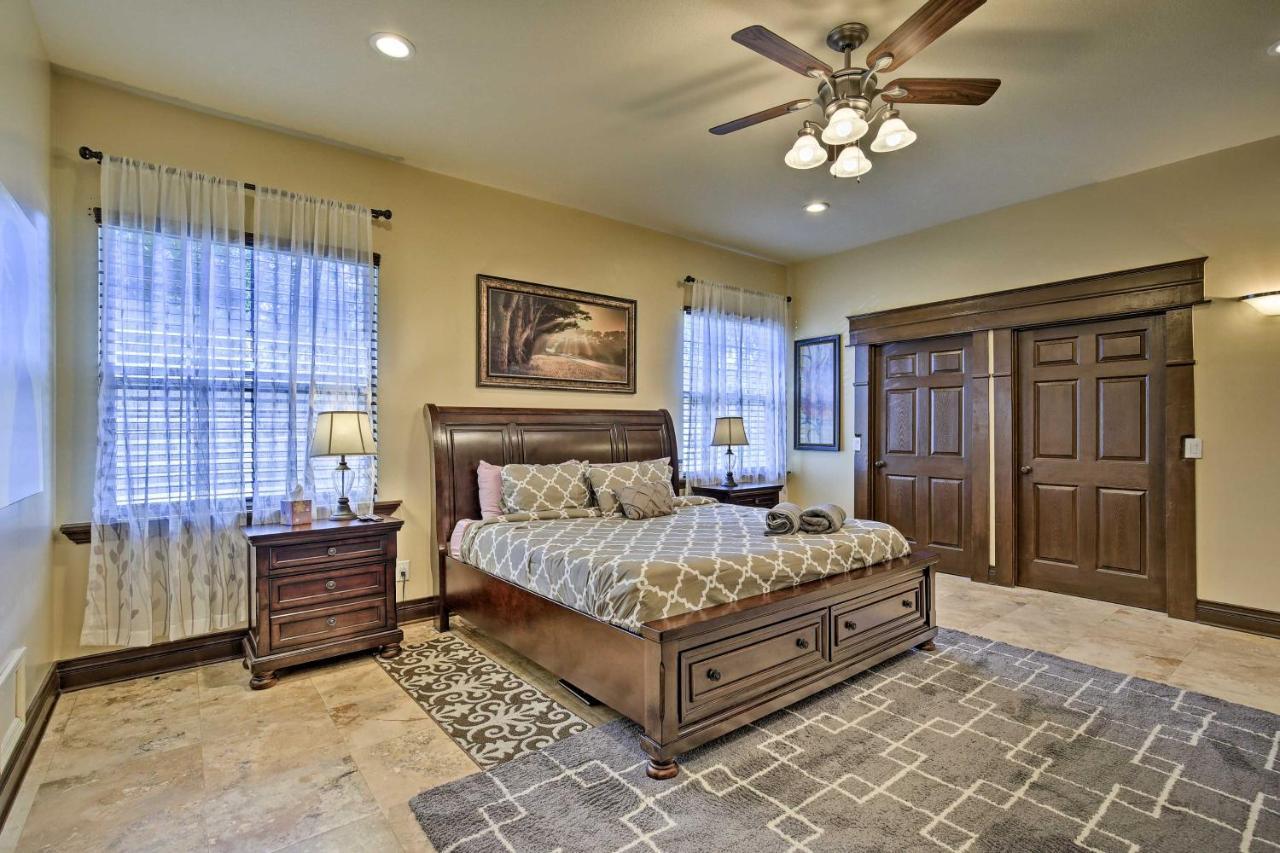 Tampa Oasis With Pool About 7 Mi To Busch Gardens! Villa Exteriör bild