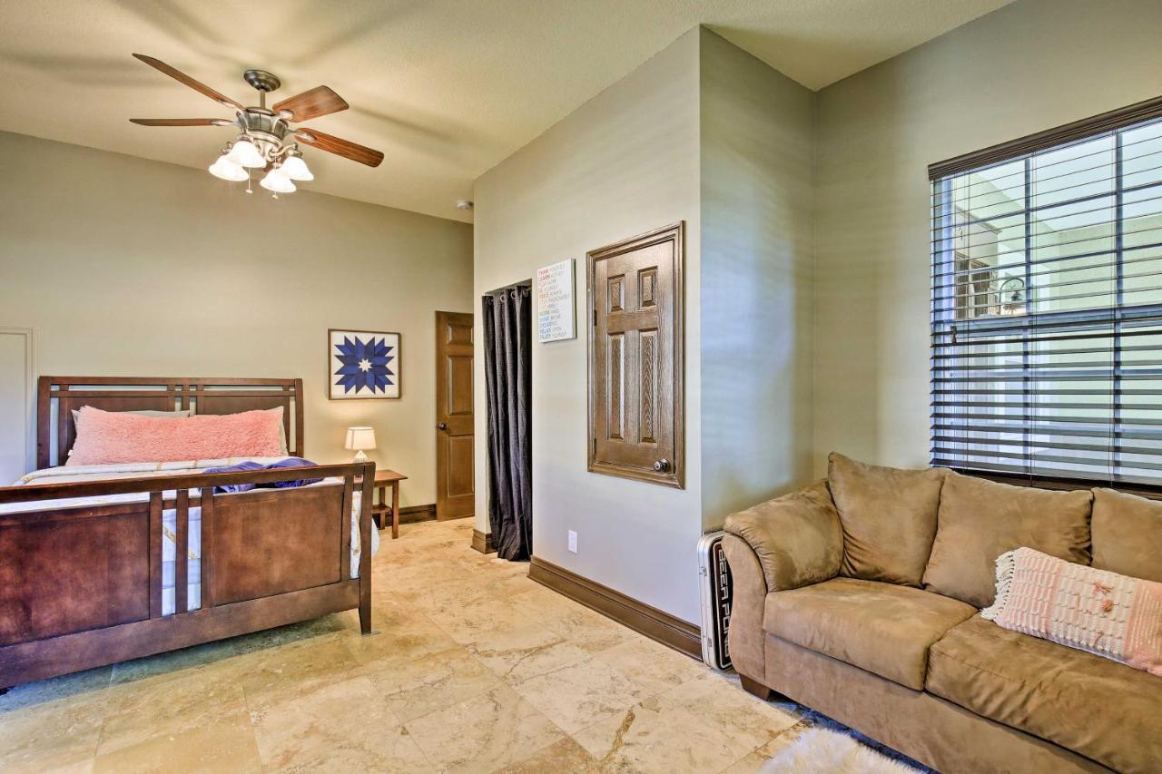 Tampa Oasis With Pool About 7 Mi To Busch Gardens! Villa Exteriör bild