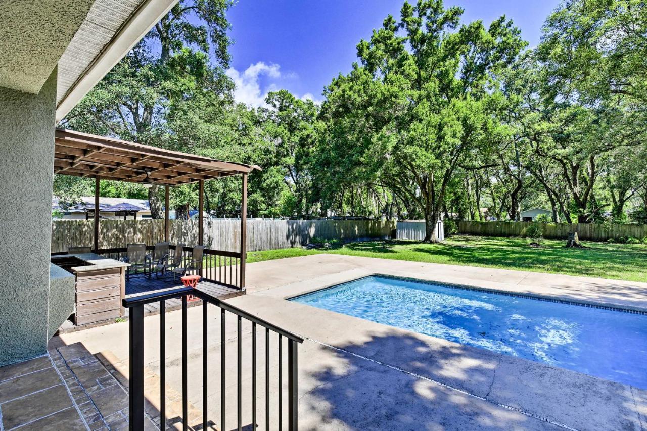Tampa Oasis With Pool About 7 Mi To Busch Gardens! Villa Exteriör bild