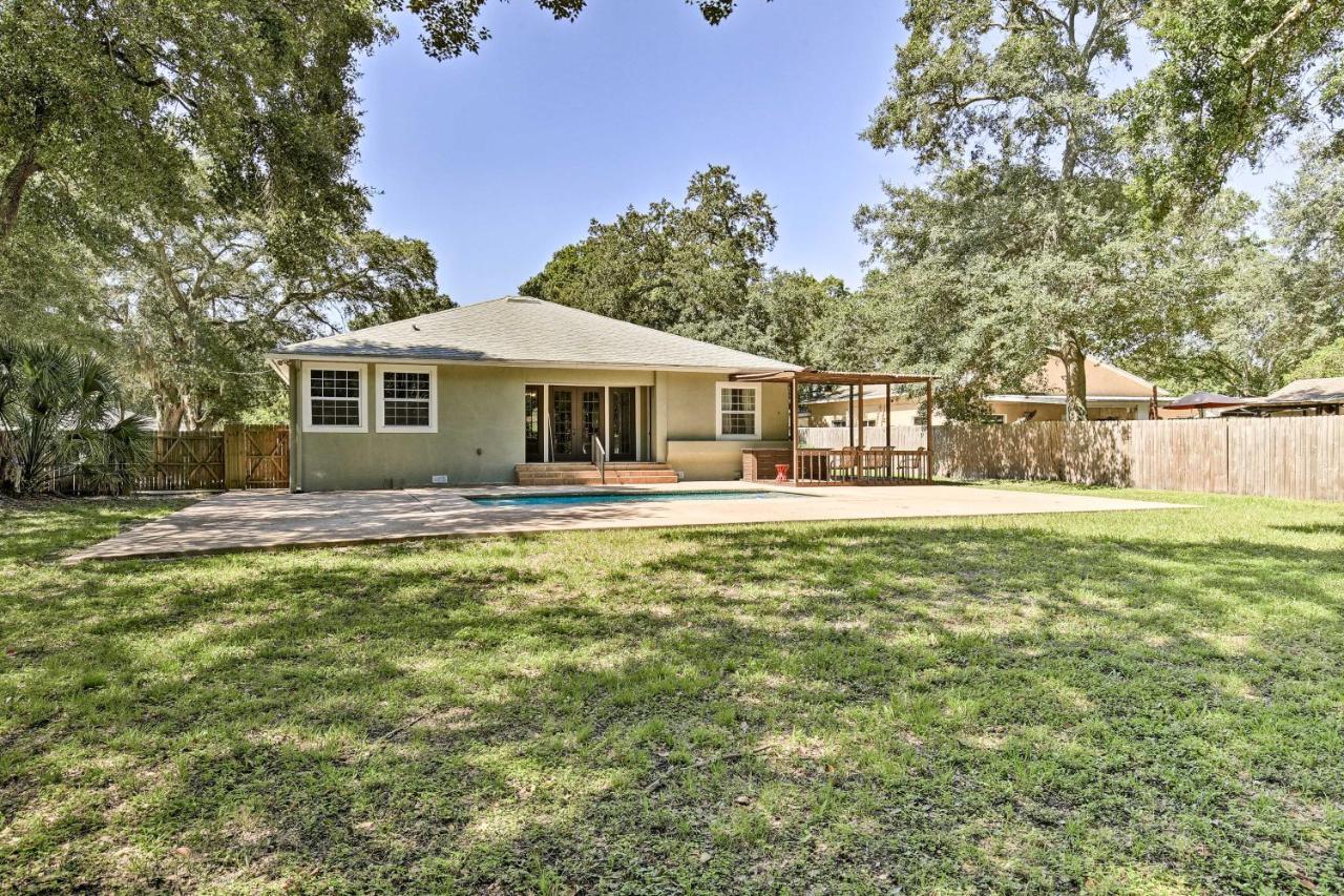 Tampa Oasis With Pool About 7 Mi To Busch Gardens! Villa Exteriör bild