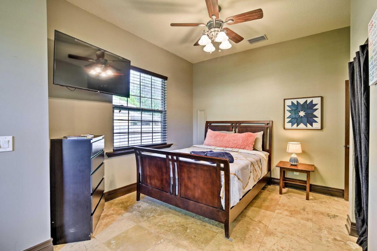 Tampa Oasis With Pool About 7 Mi To Busch Gardens! Villa Exteriör bild
