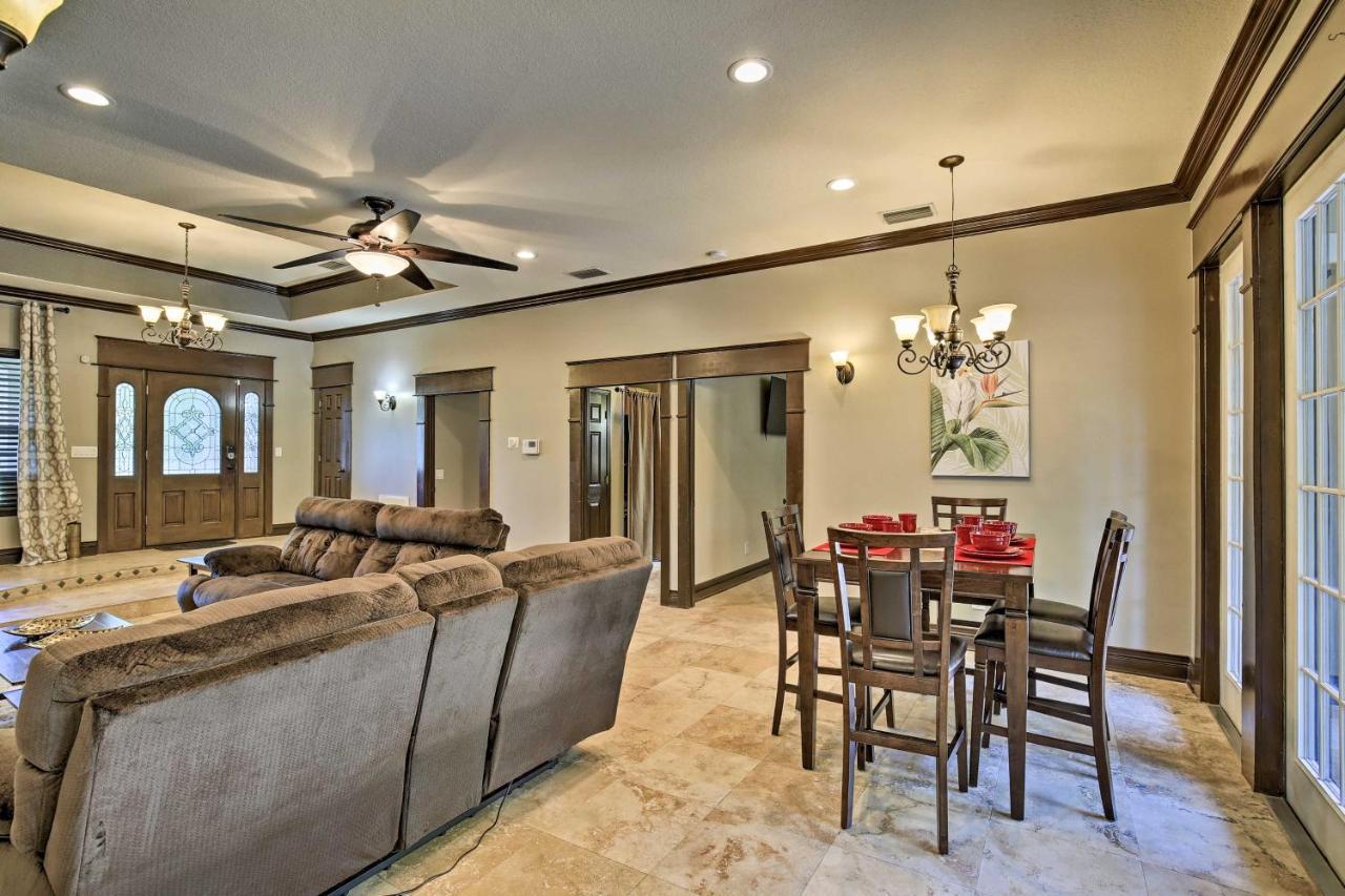 Tampa Oasis With Pool About 7 Mi To Busch Gardens! Villa Exteriör bild